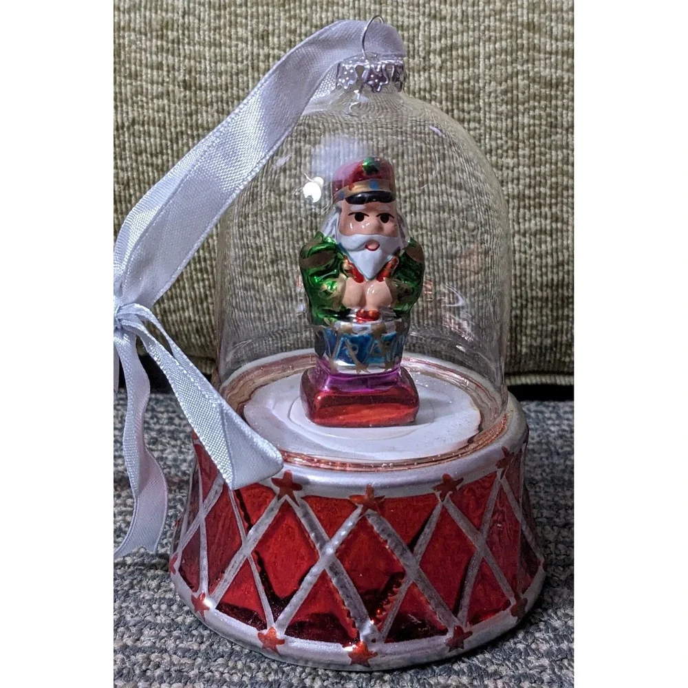 Mr. Christmas Ornament Musical Glass Domed Soldier Revolving 4
